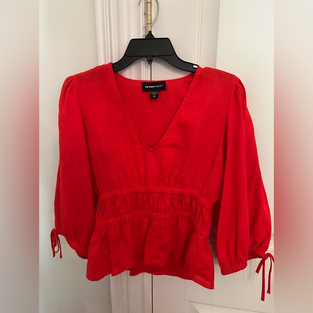Fifteen twenty linen blend red top
XS